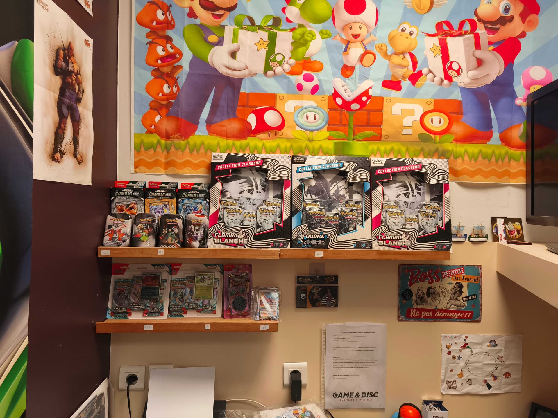 Rayon Pok\u00e9mon chez Game & Disc Montrichard : coffrets, boosters et cartes Pok\u00e9mon