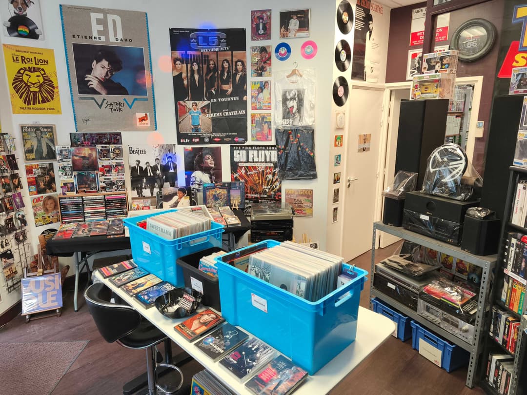 Rayon vinyles et CD d'occasion chez Game & Disc Montrichard